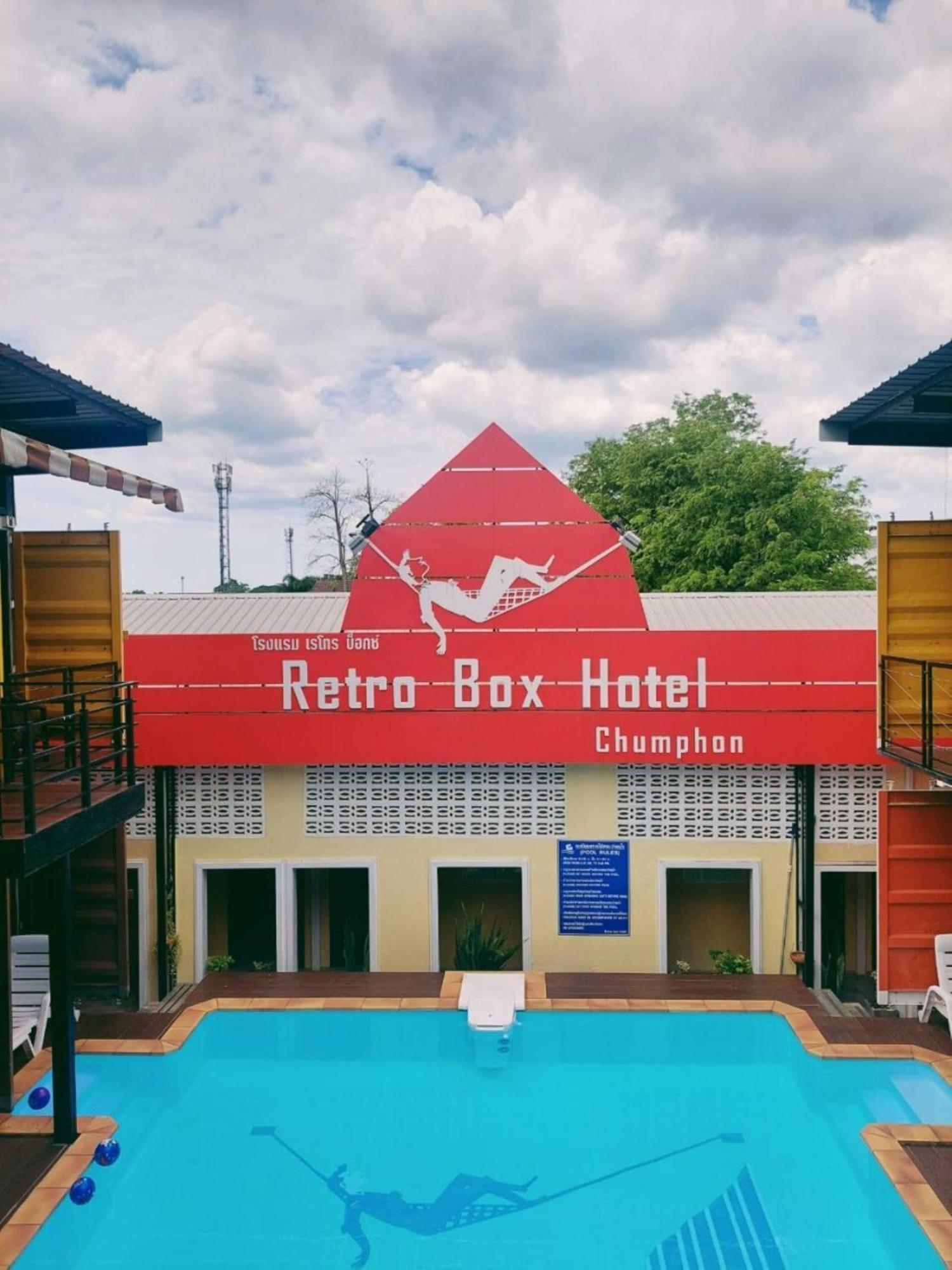 Retro Box Hotel Чумфон Екстериор снимка